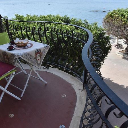 Plaza Lejlighed Giardini Naxos Eksteriør billede