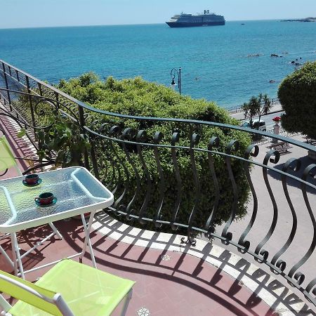 Plaza Lejlighed Giardini Naxos Eksteriør billede